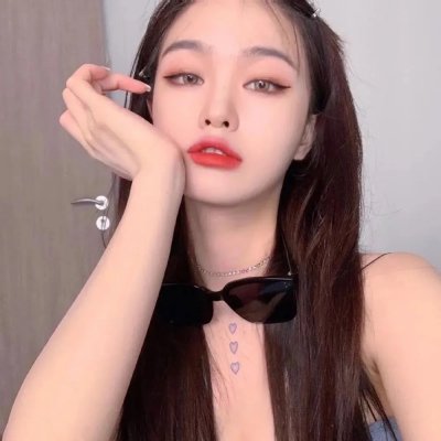 汪洋中的一条船封面